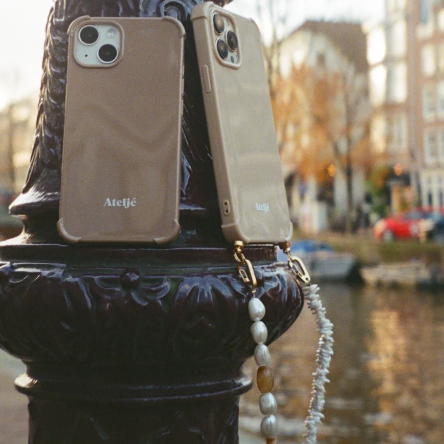 Recycled iPhone case - no rings | Caramel - Image 7