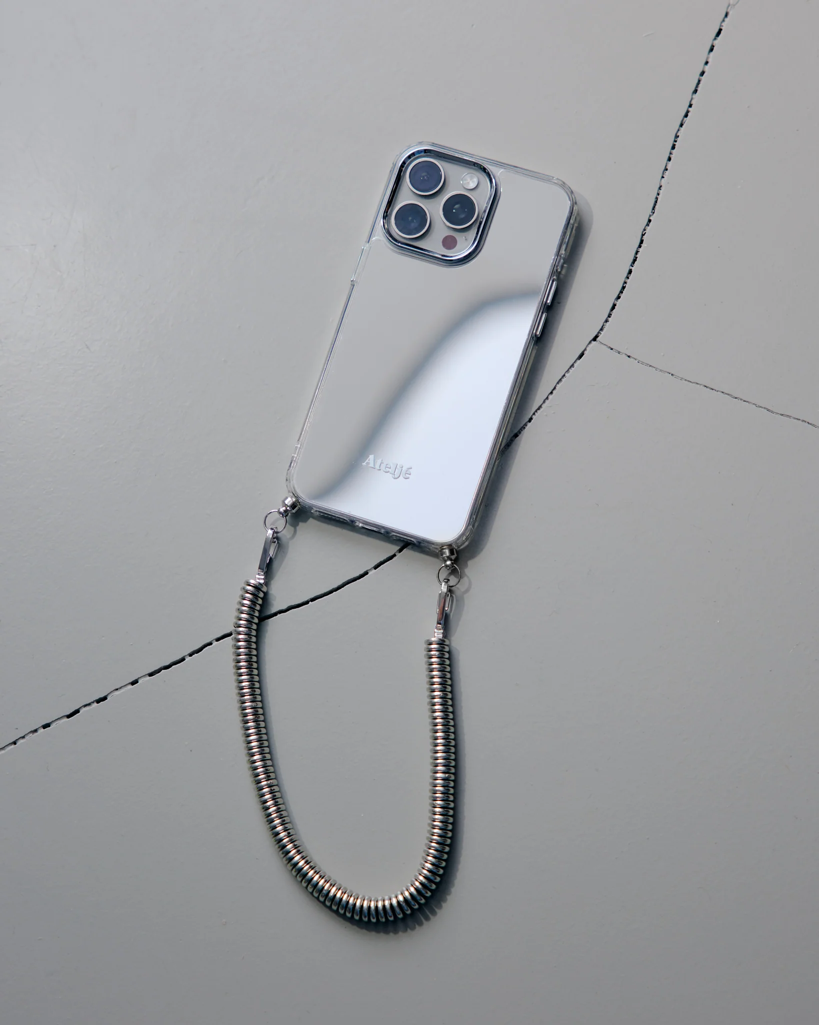 Mirror case with Orbit cord - Image 6