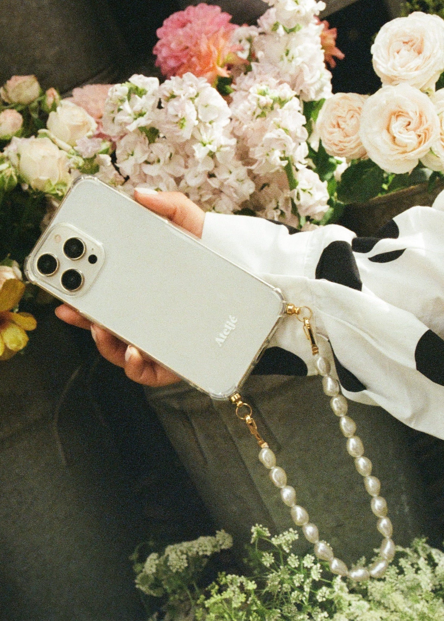 Recycled iPhone case - no cord | Transparent - Image 7
