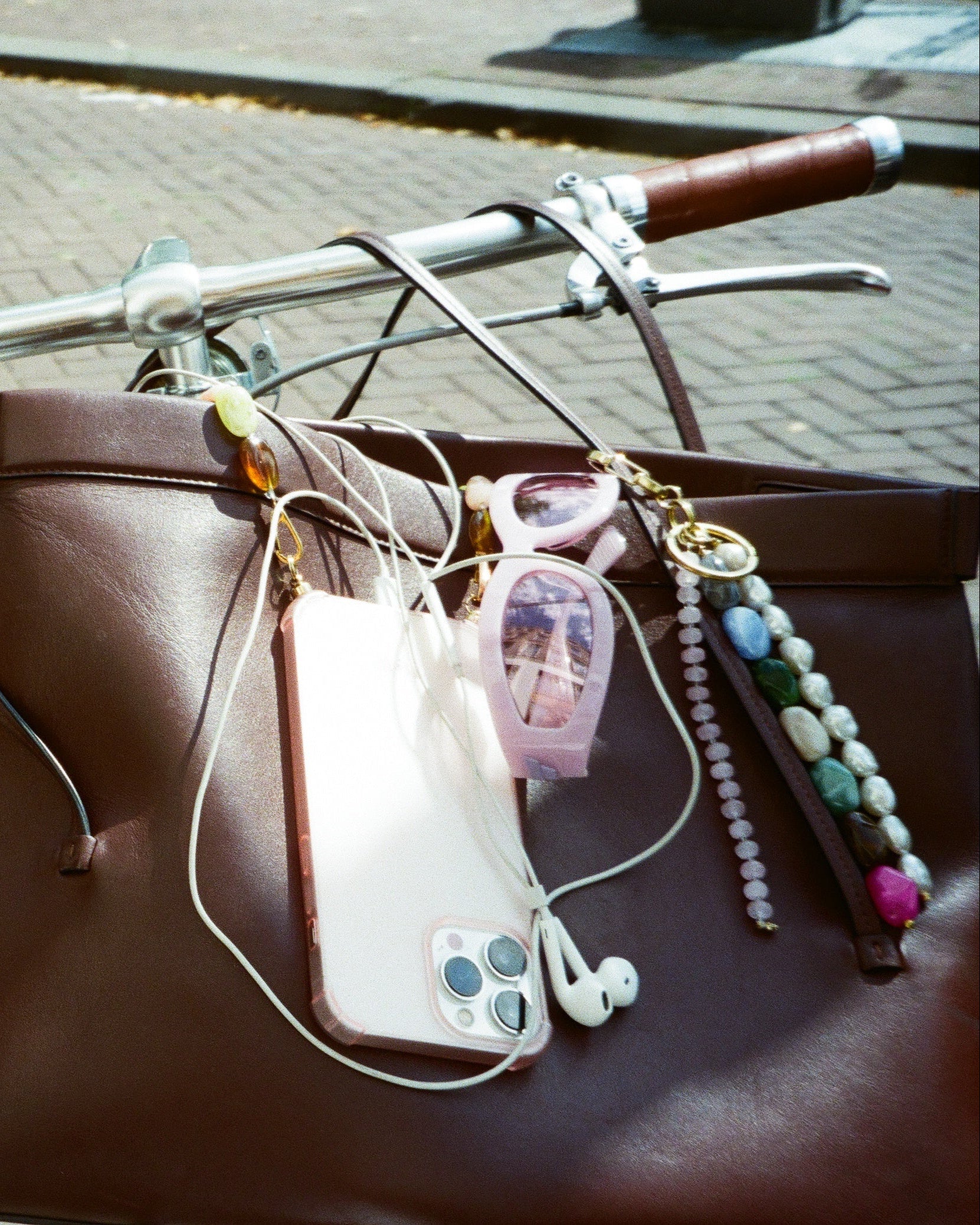Recycled iPhone case - no cord | Pink haze - Image 3