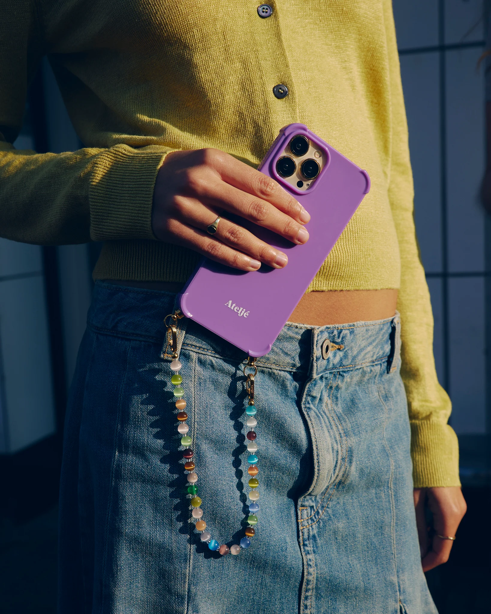 Violet recycled case with Multi cord - Image 4