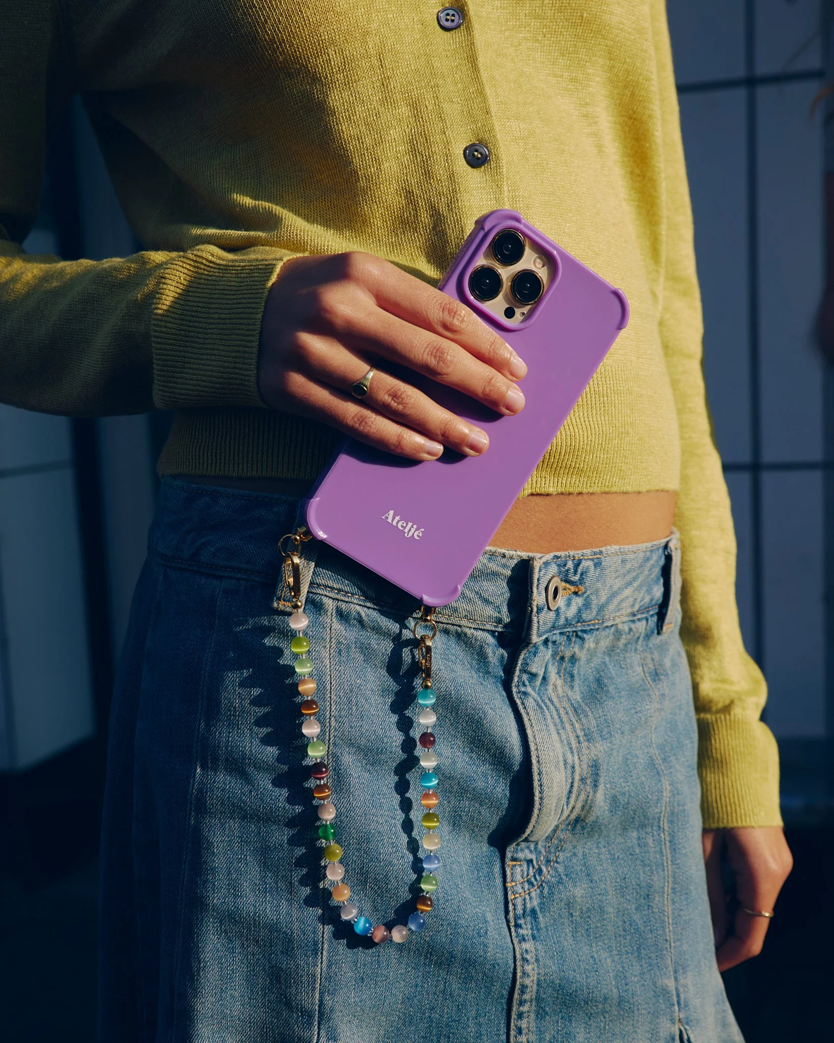 Recycled iPhone case - no cord | Violet - Image 3